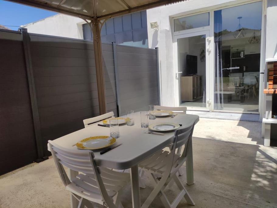 L'Atelier De La Cite - Parking Gratuit Securise Apartment Carcassonne Exterior photo