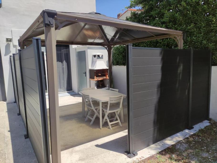L'Atelier De La Cite - Parking Gratuit Securise Apartment Carcassonne Exterior photo