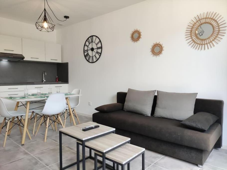 L'Atelier De La Cite - Parking Gratuit Securise Apartment Carcassonne Exterior photo